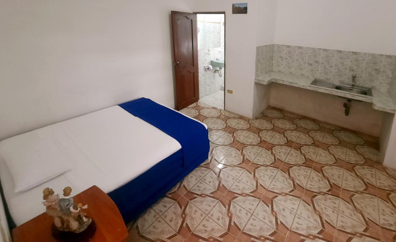 Cielo Azul Galapagos Hotel Пуерто-Вільяміль Екстер'єр фото